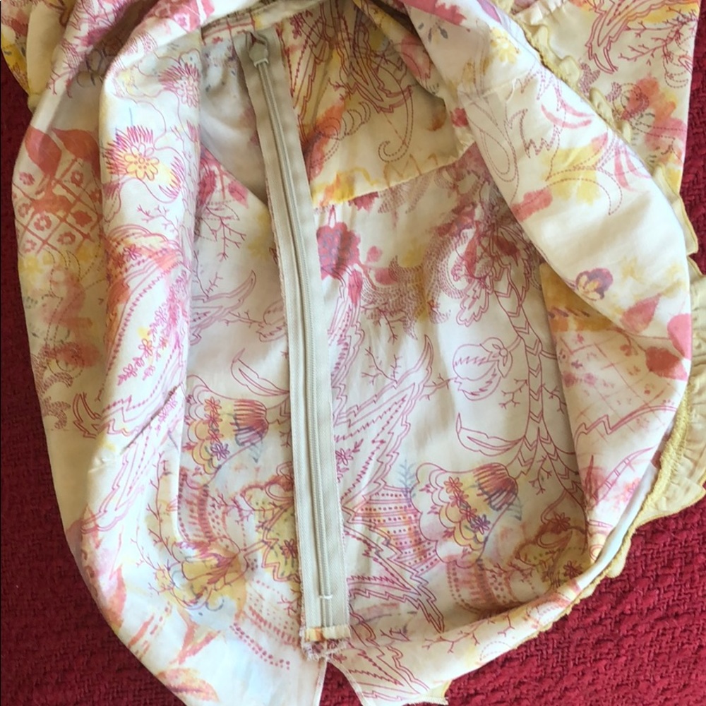 Floral sleeveless blouse - Picture 8 of 8